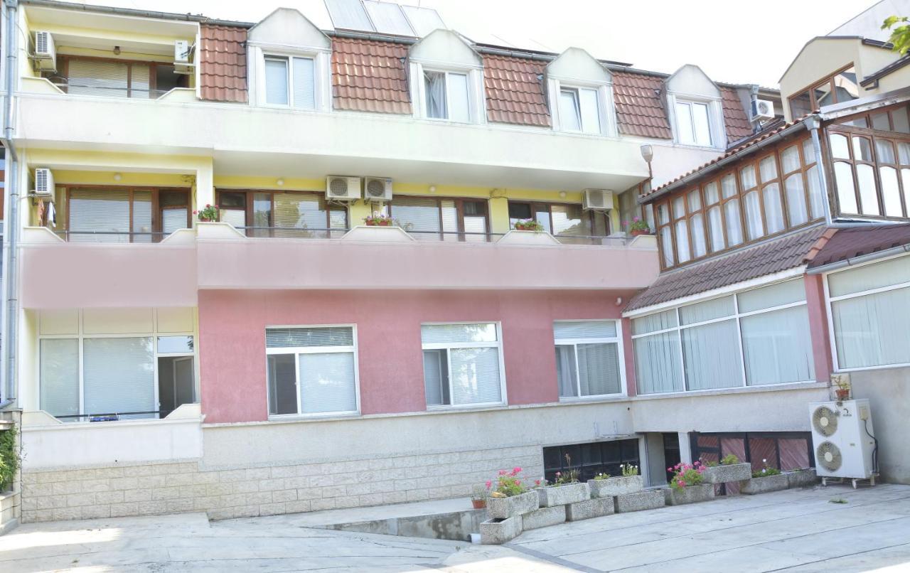 Hotel Wesso كافارنا المظهر الخارجي الصورة