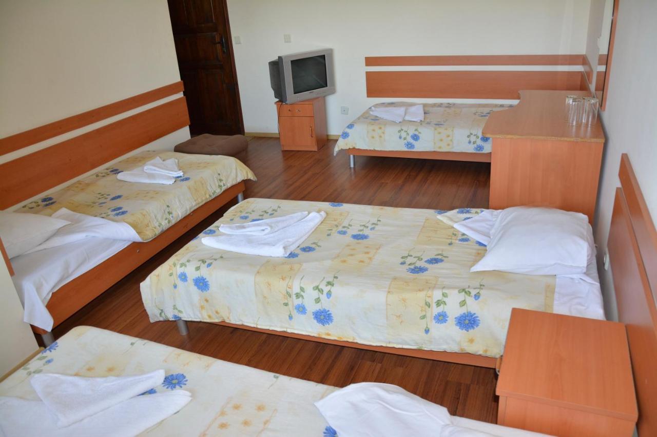Hotel Wesso كافارنا الغرفة الصورة